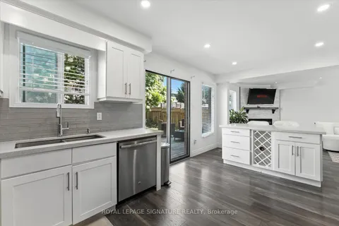 68 Magill Drive, ON L1T 3K7