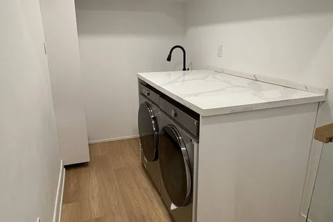 19 Ivy Avenue, ON M4L 2H6