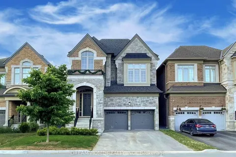 69 Blenheim Circle, ON L1P 0E2