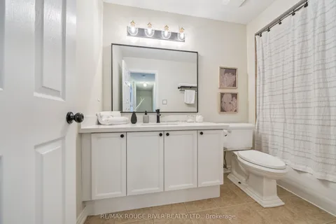 27 Barchester Crescent, ON L1M 2L7
