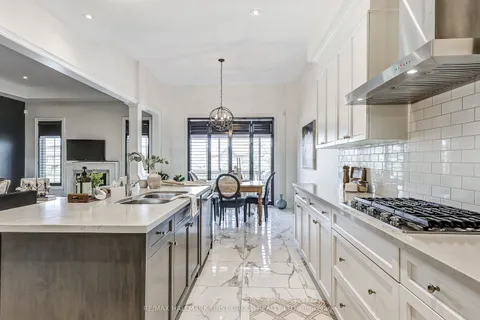 16 Beaverdams Drive, ON L1P 0C4