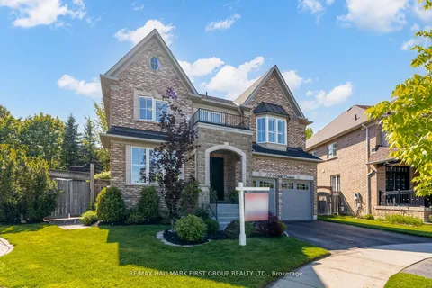 59 Portelli Crescent, ON L1Z 0C4