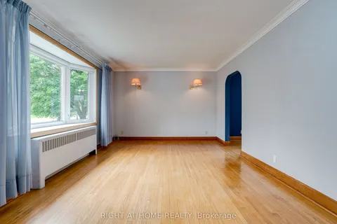 100 Union Avenue, ON L9L 1E6