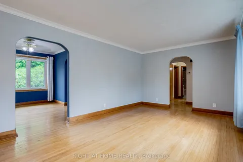 100 Union Avenue, ON L9L 1E6