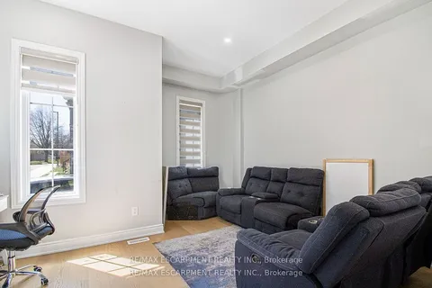 487 Aztec Drive, ON L1J 7S7