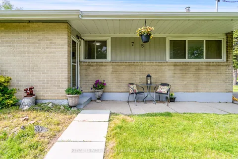 75 Samson Crescent, ON M1G 1N2
