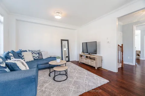 2494 Earl Grey Avenue, ON L1X 0B9