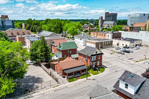 136 Celina Street, ON L1H 4N5