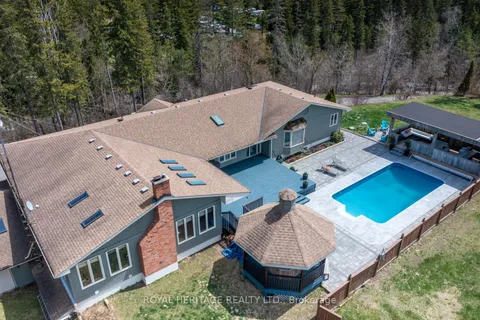 10420 Russell Road, ON L9L 1B3