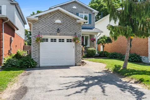 23 Stuart Road, ON L1E 1Z1