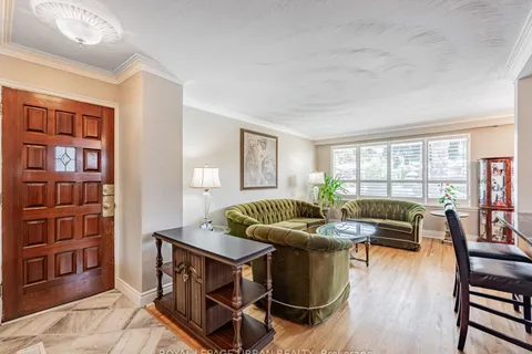 16 Mozart Avenue, ON M1K 2V9