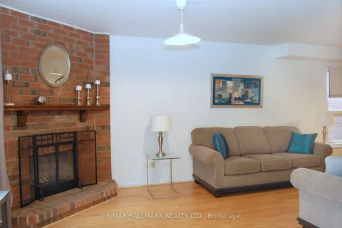 113 Mammoth Hall Trail, ON M1B 1P8