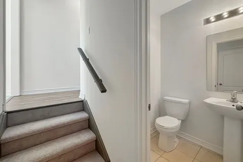 132 Robin Trail, ON L9L 1B3