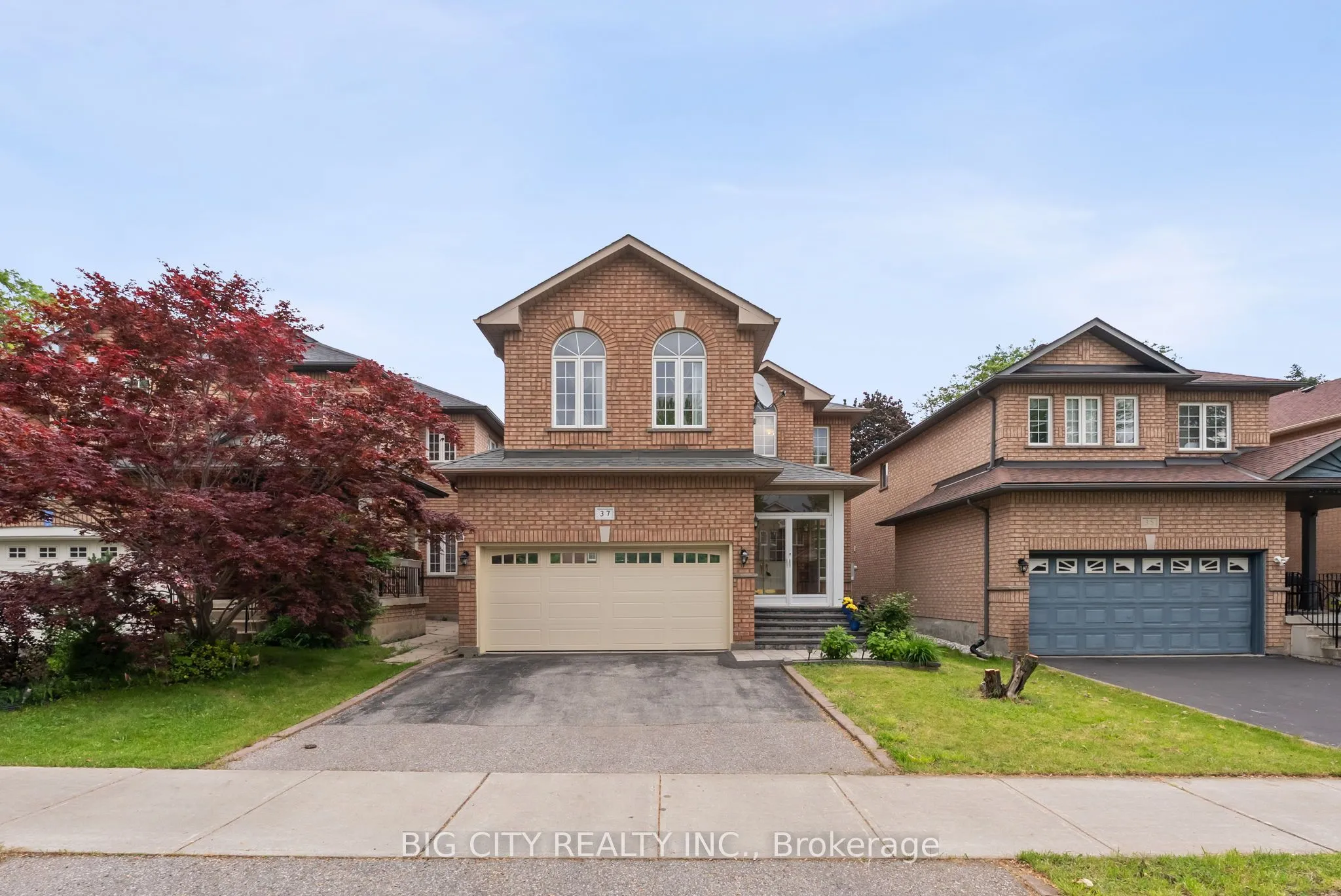 37 Castleford Drive, ON M1T 3X4