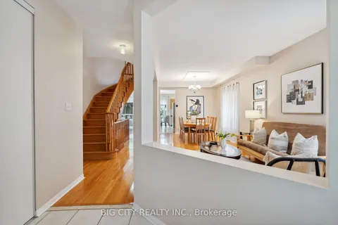 37 Castleford Drive, ON M1T 3X4