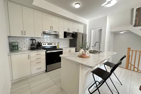 1132 Lockie Drive, ON L1L 0R9