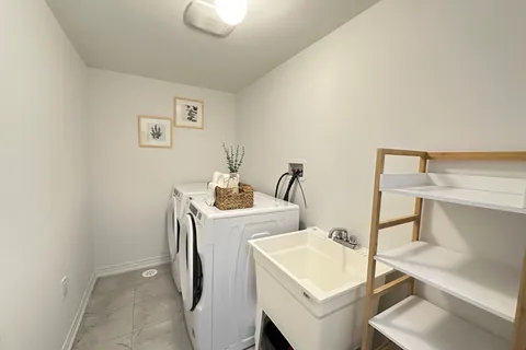 1132 Lockie Drive, ON L1L 0R9