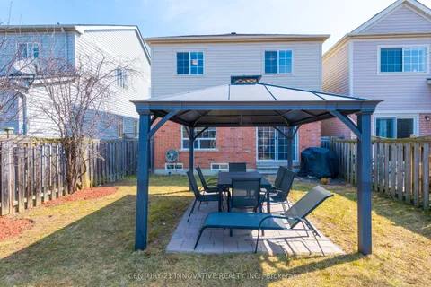 28 Beachgrove Crescent, ON L1R 3G2