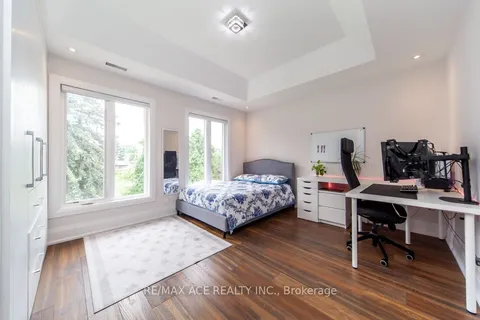 44 Muir Drive, ON M1M 3B4