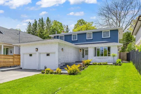 534 Oakwood Drive, ON L1W 2M7