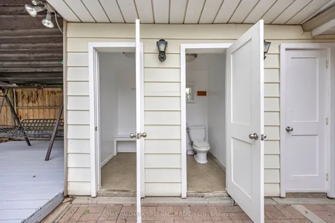 890 Briarwood Drive, ON L1K 2A6