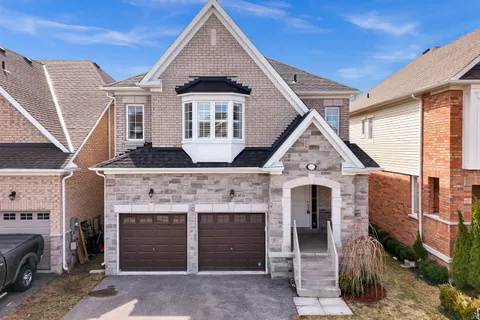 111 Fred Jackman Avenue, ON L1C 0T4