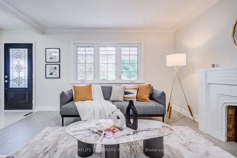 12 Janet Boulevard, ON M1R 1H6