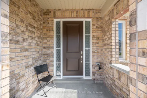 27 Louis Way, ON L9L 0B1