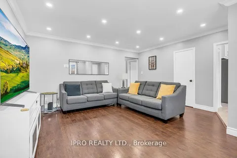 52 Tulloch Drive, ON L1S 2S5