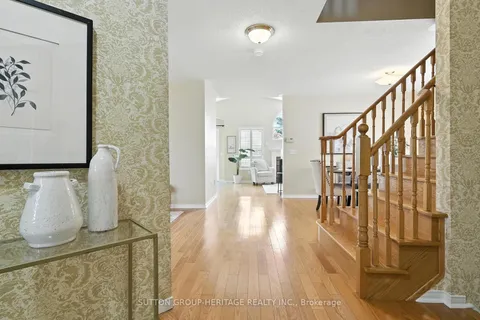 29 Southwell Avenue, ON L1P 1N4