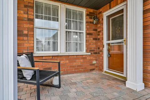 29 Southwell Avenue, ON L1P 1N4
