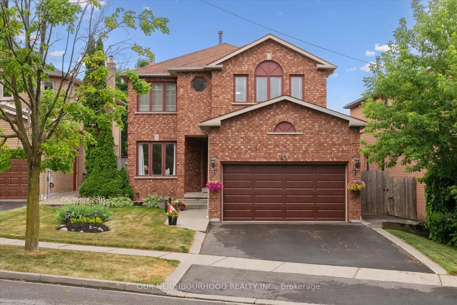 43 Ringwood Drive, ON L1R 1Y7