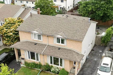 127 Castlebar Crescent, ON L1J 7B9