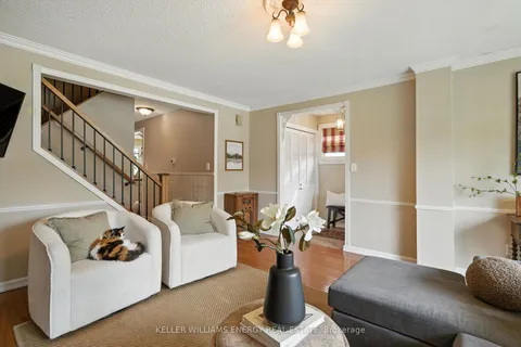 127 Castlebar Crescent, ON L1J 7B9
