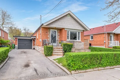 16 Camilla Crescent, ON M1L 1Z1