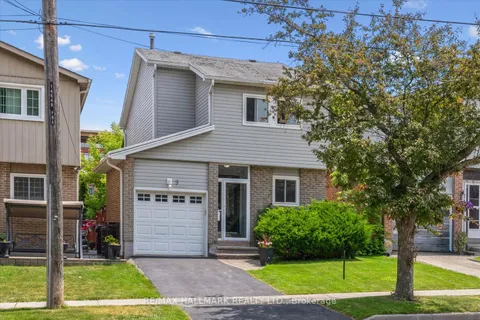 9 Mason Road, ON M1M 3P9