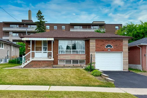 206 Cass Avenue, ON M1T 2C2