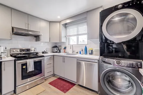 44 Maybourne Avenue, ON M1L 2V9