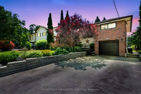 11 Bellwood Drive, ON L1N 2E3