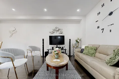 178 Angus Drive, ON L1S 5E1