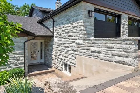 18 Pettet Drive, ON L9L 1B4