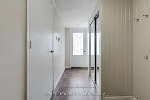 909 Southridge Street, ON L1H 8A4
