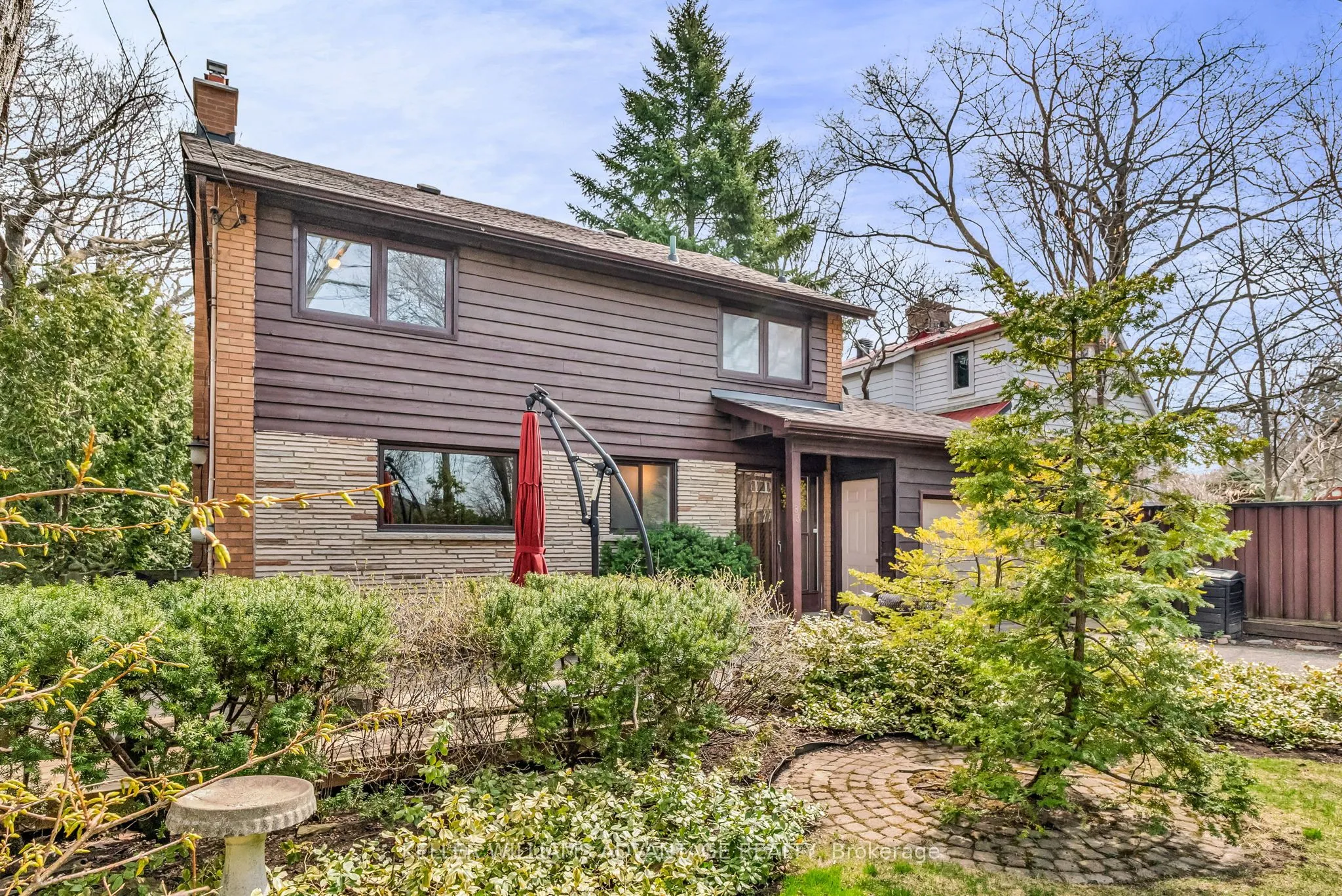 83 Allister Avenue, ON M1M 3L6