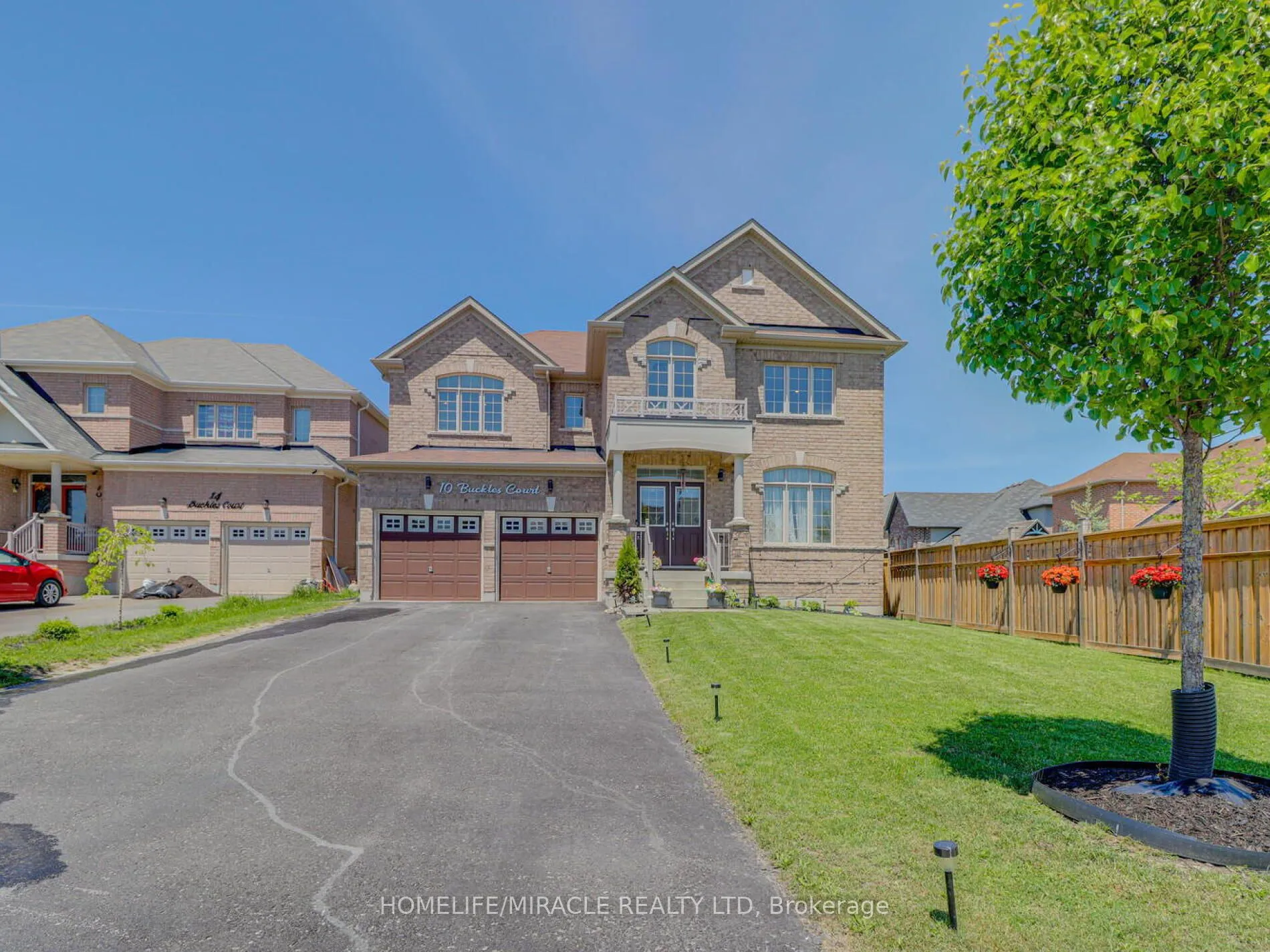 10 Buckles Court, ON L1B 0L1
