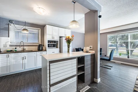 260 Harmony Road, ON L1G 6L5