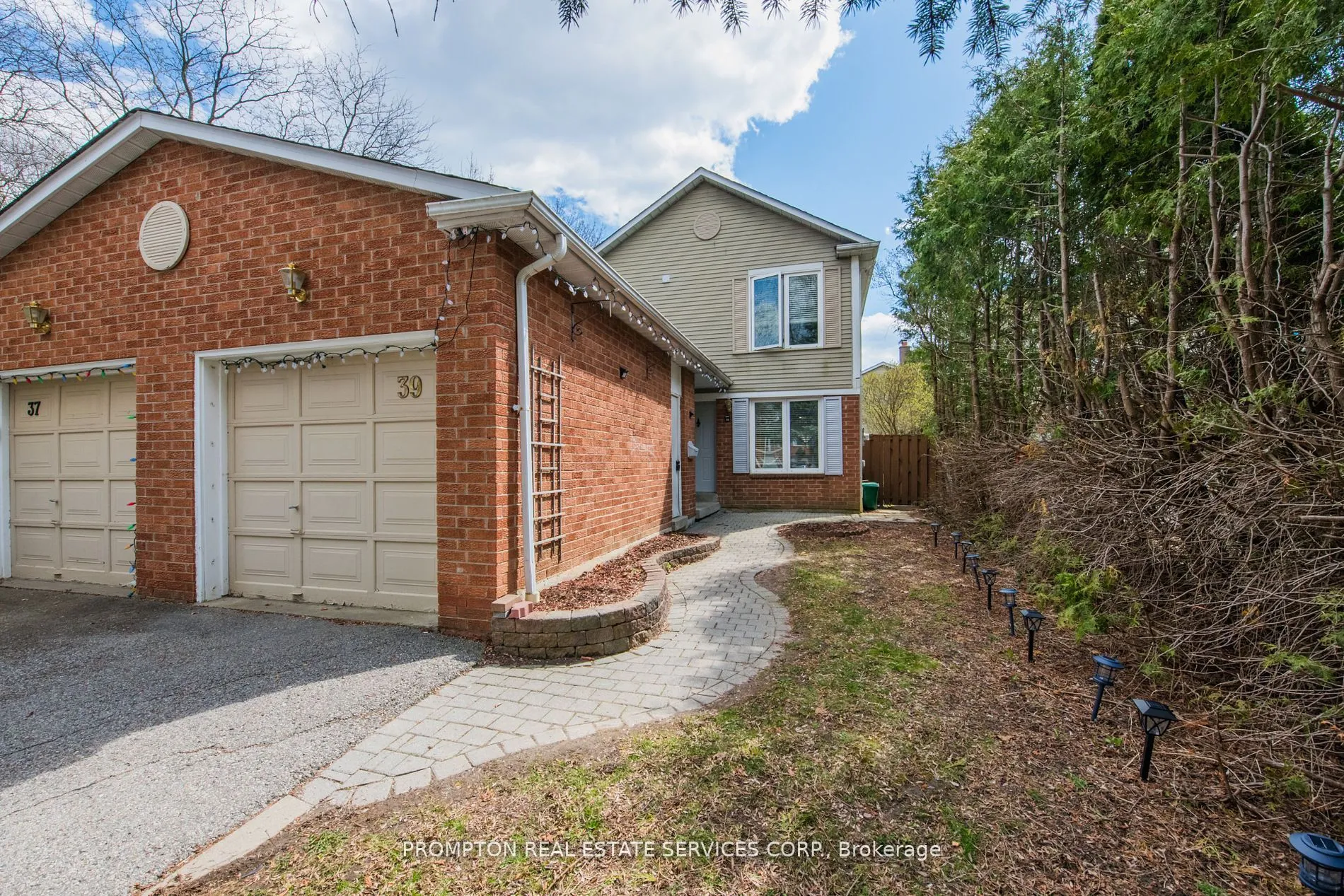 39 Frost Drive, ON L1P 1C8