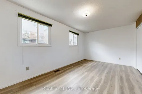 2110 Duberry Drive, ON L1X 2A2