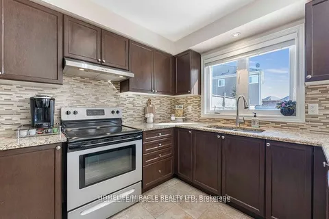 1268 Salmers Drive, ON L1K 0R6