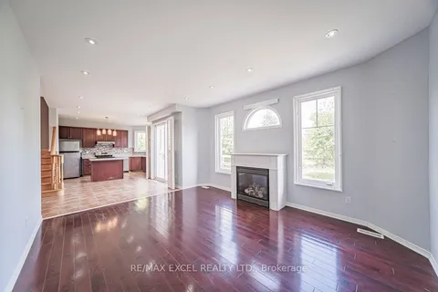 3 Headon Avenue, ON L1Z 1R4