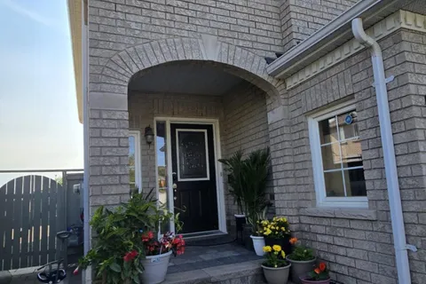 140 Atherton Avenue, ON L1T 0L2
